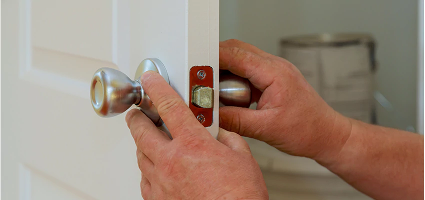 AAA Locksmiths For lock Replacement in Rialto, California